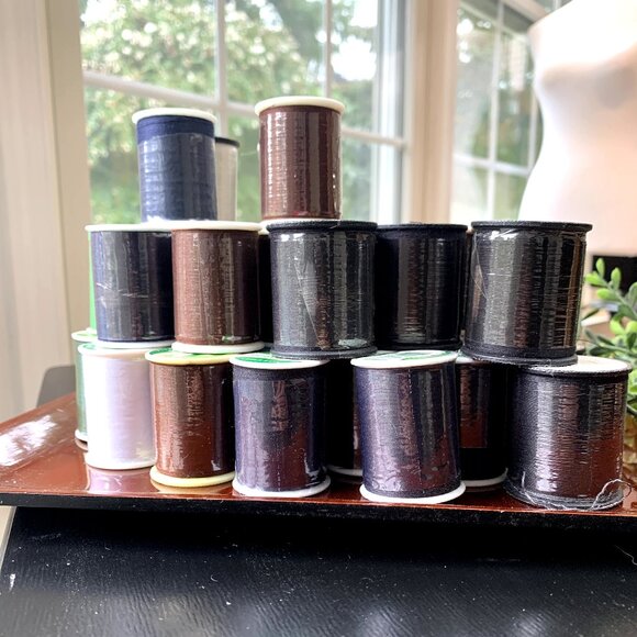 Assorted Sewing Thread - Picture 4 of 8
